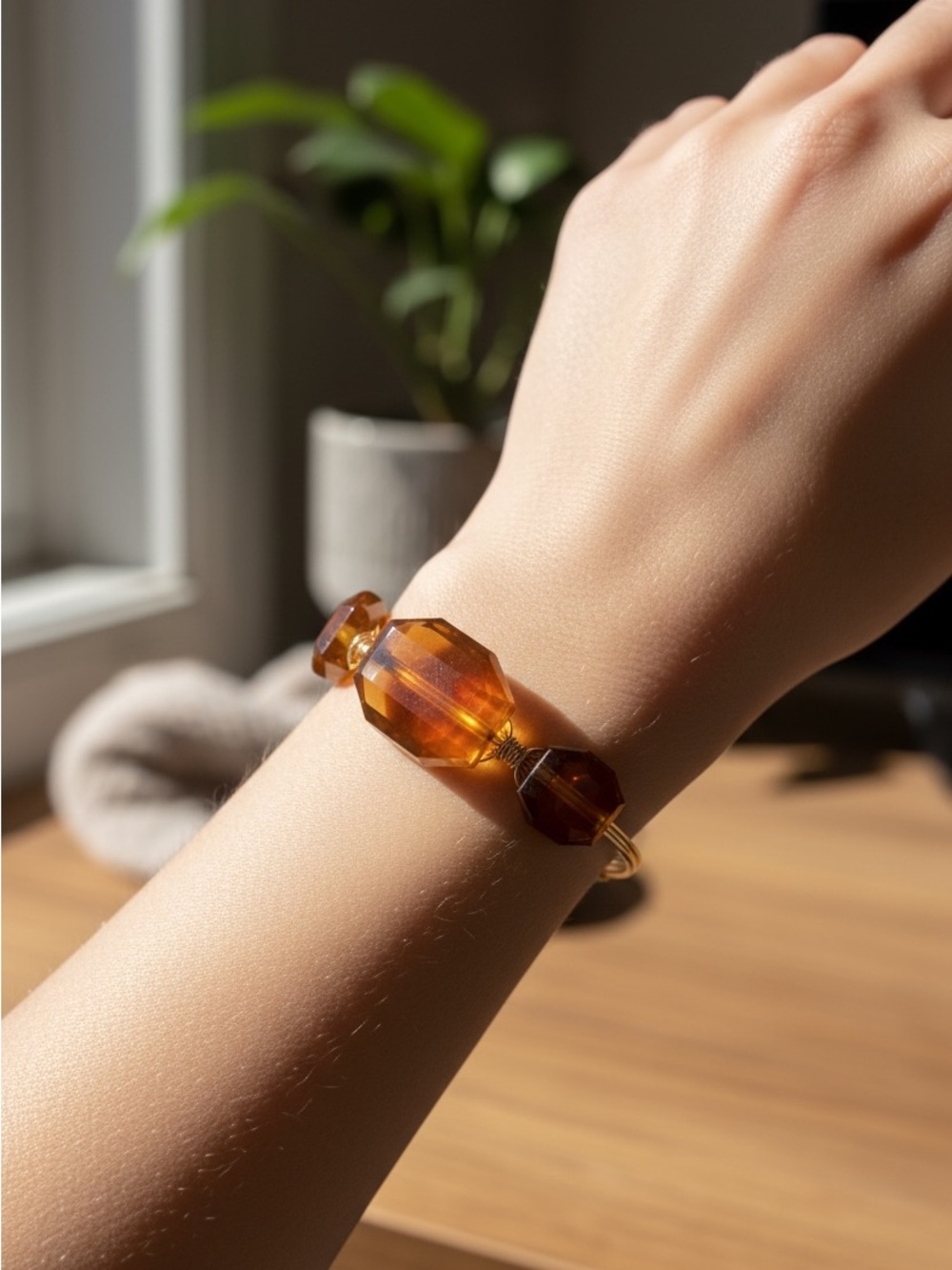 8/30 Amber Faceted Bead Bracelet - Women's Jewelry